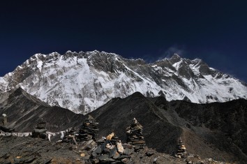 Chhukung Ri, Mountaineering peak